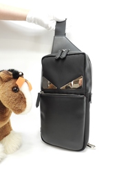 フェンディ ボディバッグ モンスター ナイロン革黒 ベルトバッグ シルバー金具 美品@
