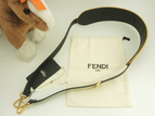 フェンディ ショルダーストラップ FILAコラボ レザー黒黄 未使用@
