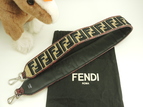 フェンディ ロングショルダーストラップ FFモチーフ ボルドー黒ベージュ 斜め掛用@